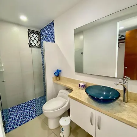 2p1-al2 Apartamento De 2 Alcobas Frente Al Mar Con Aire Acondicionado Y Wifi *