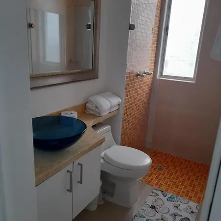 Apartamento 2p1-al2 Apartamento De 2 Alcobas Frente Al Mar Con Aire Acondicionado Y Wifi *